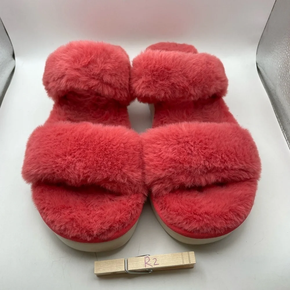 Koolaburra by UGG faux fur double strap sandals size 9